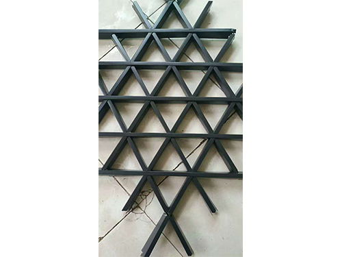 XǸ