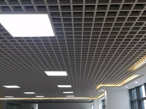 Ч